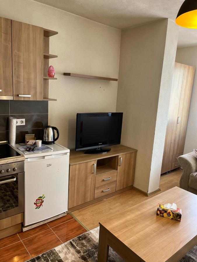 Centrum Apartments 普里什蒂纳 外观 照片
