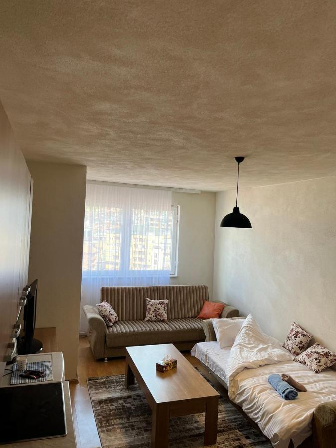 Centrum Apartments 普里什蒂纳 外观 照片