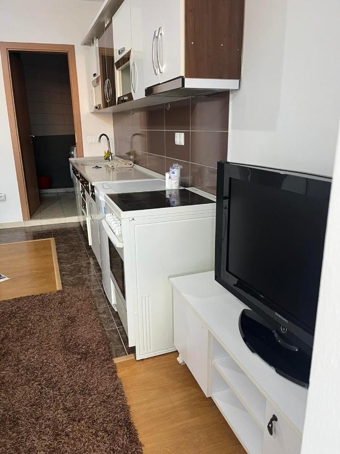 Centrum Apartments 普里什蒂纳 外观 照片